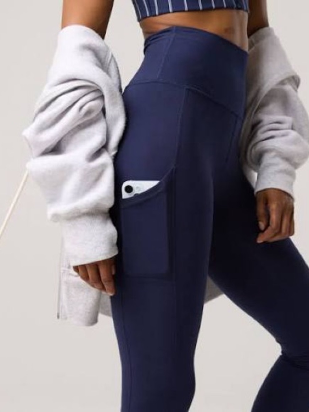 OFFLINE by Aerie The Hugger High Waisted Pocket Leggings